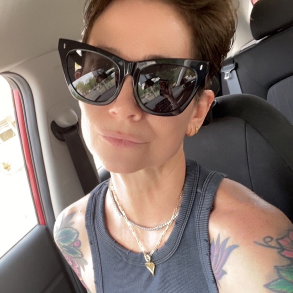 Meet your Posher, Gretchen - Picture 15 of 15